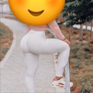 Honeycomb Pattern Scrunch Leggings